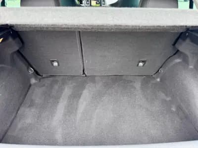 Sell Renault Mégane 2016 - 14750 EUR, 142000 km - AUTO.MOTO.pt