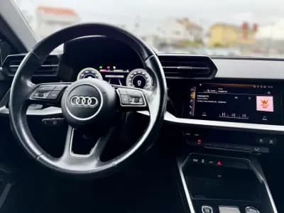 Vendo Audi A3 Sportback 2021 - 23950 EUR, 89000 km - AUTO.MOTO.pt