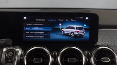 Vendo Mercedes-Benz GLB 180 2022 - 29900 EUR, 172000 km - AUTO.MOTO.pt