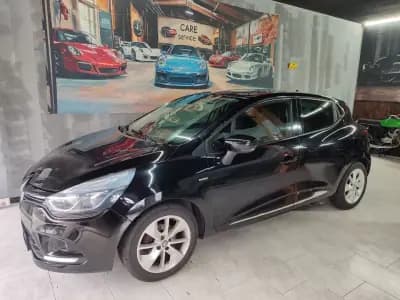 Vendo Renault Clio 2017 - 10500 EUR, 112820 km - AUTO.MOTO.pt