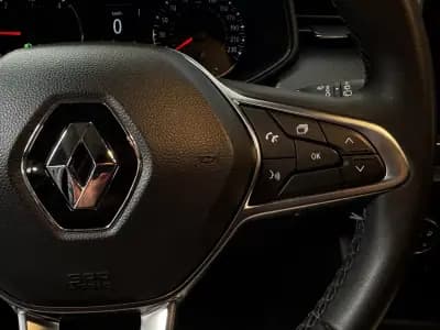 Vendo Renault Clio 2022 - 14990 EUR, 132900 km - AUTO.MOTO.pt