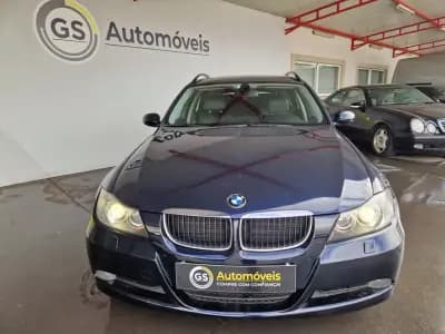 Vendo BMW 318 2008 - 7990 EUR, 215000 km - AUTO.MOTO.pt