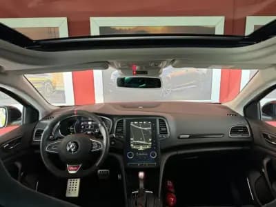 Sell Renault Mégane 2019 - 49990 EUR, 11812 km - AUTO.MOTO.pt