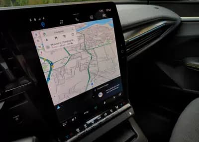 Vendo Renault Mégane E-Tech 2023 - 26500 EUR, 45000 km - AUTO.MOTO.pt