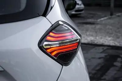 Sell Renault Zoe 2020 - 12900 EUR, 44743 km - AUTO.MOTO.pt