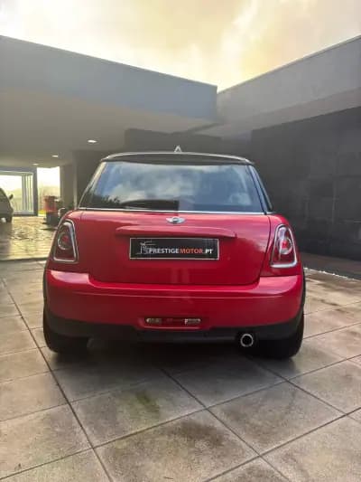 Vendo MINI One 2011 - 9750 EUR, 167000 km - AUTO.MOTO.pt