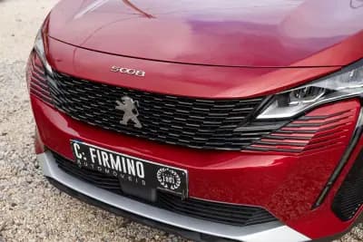 Vendo Peugeot 5008 2022 - 21250 EUR, 98960 km - AUTO.MOTO.pt