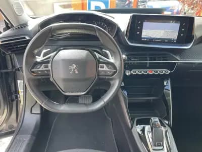 Vendo Peugeot 2008 2021 - 17950 EUR, 96530 km - AUTO.MOTO.pt