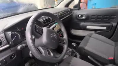 Sell Citroën C3 2018 - 9400 EUR, 102000 km - AUTO.MOTO.pt