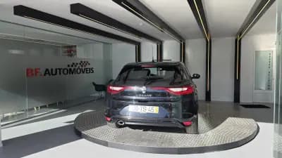 Sell Renault Mégane 2017 - 13900 EUR, 106866 km - AUTO.MOTO.pt