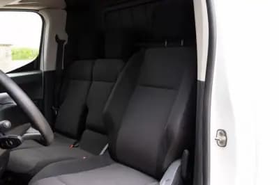 Vendo Citroën Berlingo 2021 - 14900 EUR, 116000 km - AUTO.MOTO.pt