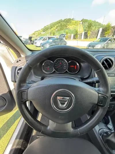 Sell Dacia Sandero 2016 - 11490 EUR, 116835 km - AUTO.MOTO.pt