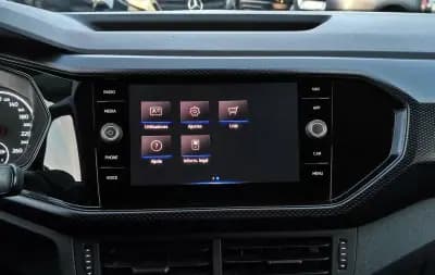 Vendo Volkswagen T-Cross 2022 - 15900 EUR, 80100 km - AUTO.MOTO.pt