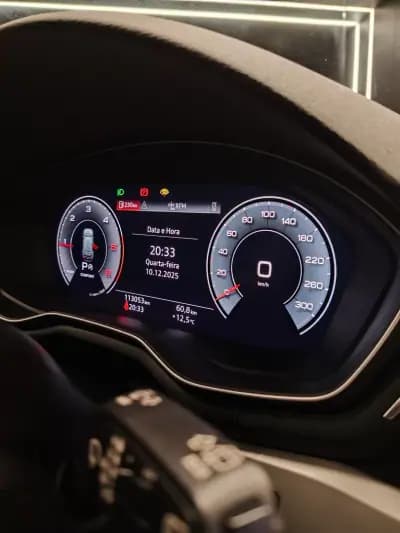 Sell Audi A4 Avant 2020 - 29500 EUR, 113000 km - AUTO.MOTO.pt