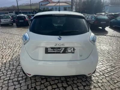 Vendo Renault Zoe 2016 - 8990 EUR, 85000 km - AUTO.MOTO.pt