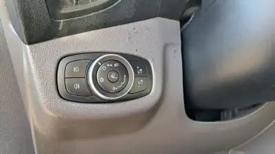 Vendo Ford Transit Connect 2019 - 16900 EUR, 240235 km - AUTO.MOTO.pt