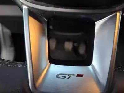 Vendo Renault Clio 2023 - 19990 EUR, 21500 km - AUTO.MOTO.pt