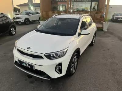 Vendo Kia Stonic 2021 - 13750 EUR, 112000 km - AUTO.MOTO.pt