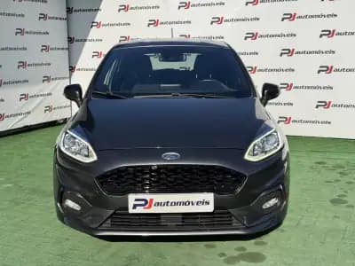Sell Ford Fiesta 2019 - 12990 EUR, 111400 km - AUTO.MOTO.pt
