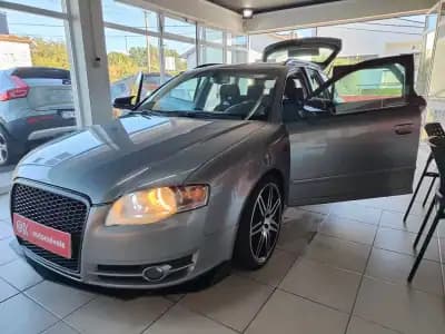 Vendo Audi A4 Avant 2006 - 7350 EUR, 292800 km - AUTO.MOTO.pt