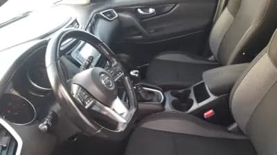 Vendo Nissan Qashqai 2018 - 18650 EUR, 149986 km - AUTO.MOTO.pt