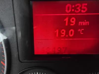 Sell Volkswagen Golf 2006 - 4999 EUR, 168497 km - AUTO.MOTO.pt