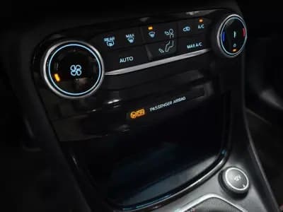 Vendo Ford Puma 2021 - 17950 EUR, 172680 km - AUTO.MOTO.pt