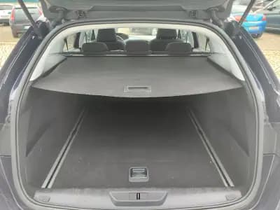Vendo Peugeot 308 2015 - 11900 EUR, 151000 km - AUTO.MOTO.pt