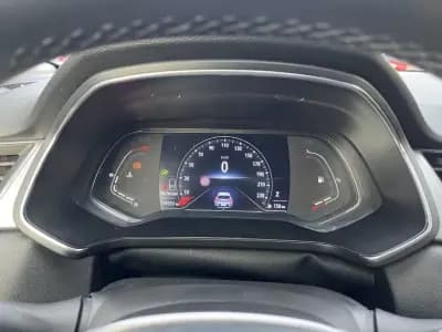 Vendo Renault Captur 2021 - 14950 EUR, 119000 km - AUTO.MOTO.pt