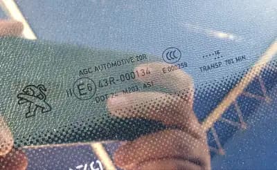 Vendo Peugeot 308 2016 - 10990 EUR, 162027 km - AUTO.MOTO.pt