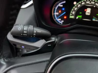 Vendo Toyota RAV4 2021 - 33900 EUR, 135147 km - AUTO.MOTO.pt