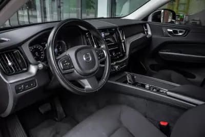 Sell Volvo XC 60 2020 - 36990 EUR, 82194 km - AUTO.MOTO.pt