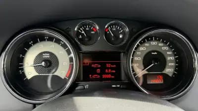 Sell Peugeot RCZ 2015 - 17900 EUR, 144034 km - AUTO.MOTO.pt