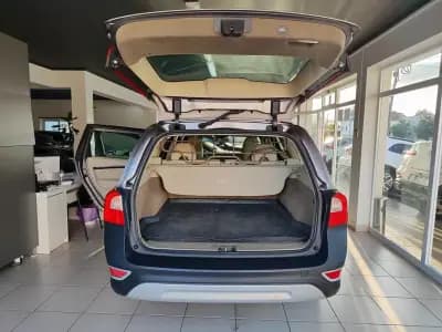 Sell Volvo XC 70 2010 - 13250 EUR, 324000 km - AUTO.MOTO.pt