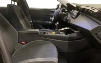 Sell Peugeot 308 SW 2023 - 22490 EUR, 92125 km - AUTO.MOTO.pt