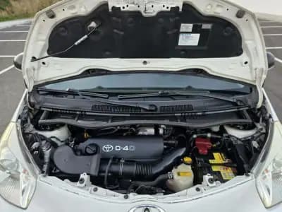 Sell Toyota iQ 2009 - 7290 EUR, 229000 km - AUTO.MOTO.pt