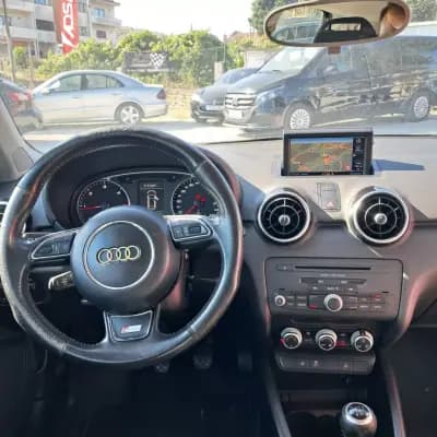 Sell Audi A1 Sportback 2012 - 10450 EUR, 206000 km - AUTO.MOTO.pt