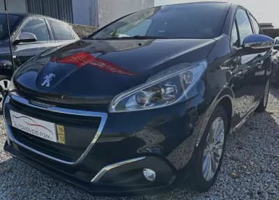 Vendo Peugeot 208 2016 - 9500 EUR, 133450 km - AUTO.MOTO.pt