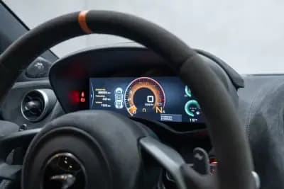 Vendo McLaren 600 2019 - 229950 EUR, 32000 km - AUTO.MOTO.pt