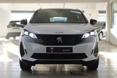 Vendo Peugeot 3008 2021 - 22990 EUR, 110993 km - AUTO.MOTO.pt