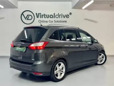 Vendo Ford Grand C-Max 2016 - 9950 EUR, 108000 km - AUTO.MOTO.pt
