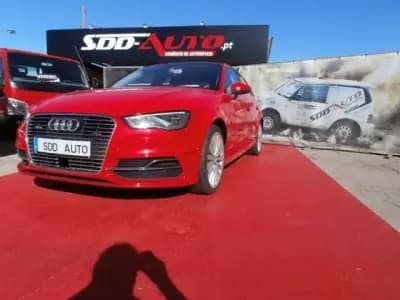 Sell Audi A3 Sportback 2015 - 17500 EUR, 195633 km - AUTO.MOTO.pt