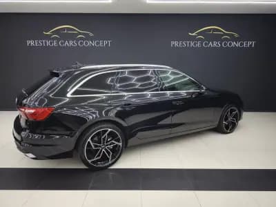 Vendo Audi A4 Avant 2020 - 26950 EUR, 165057 km - AUTO.MOTO.pt