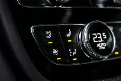 Sell Bentley Bentayga 2022 - 230000 EUR, 70942 km - AUTO.MOTO.pt