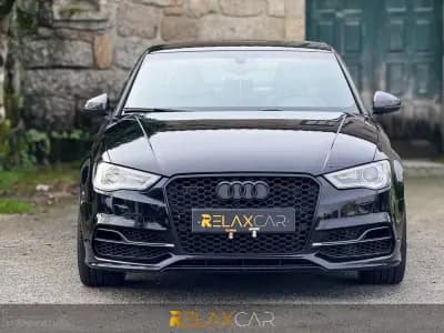Vendo Audi S3 Limousine 2014 - 25500 EUR, 205000 km - AUTO.MOTO.pt
