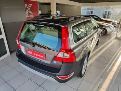 Sell Volvo XC 70 2010 - 13250 EUR, 324000 km - AUTO.MOTO.pt
