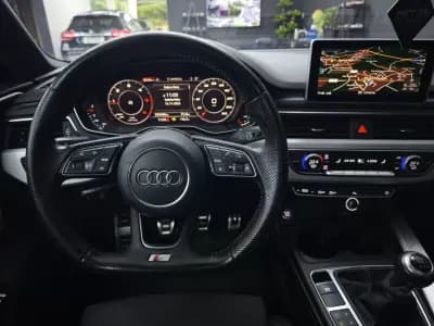 Sell Audi A4 Avant 2016 - 20950 EUR, 253446 km - AUTO.MOTO.pt