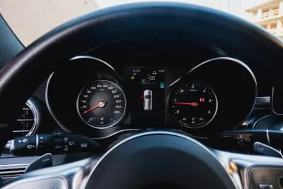 Vendo Mercedes-Benz C 220 2020 - 30900 EUR, 169000 km - AUTO.MOTO.pt