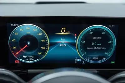 Vendo Mercedes-Benz EQA 2022 - 38950 EUR, 48000 km - AUTO.MOTO.pt