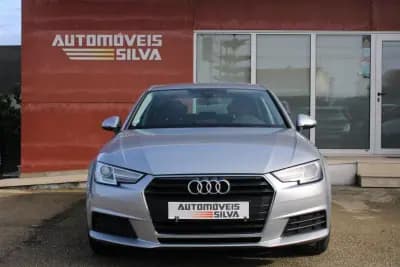 Vendo Audi A4 2019 - 19990 EUR, 168000 km - AUTO.MOTO.pt